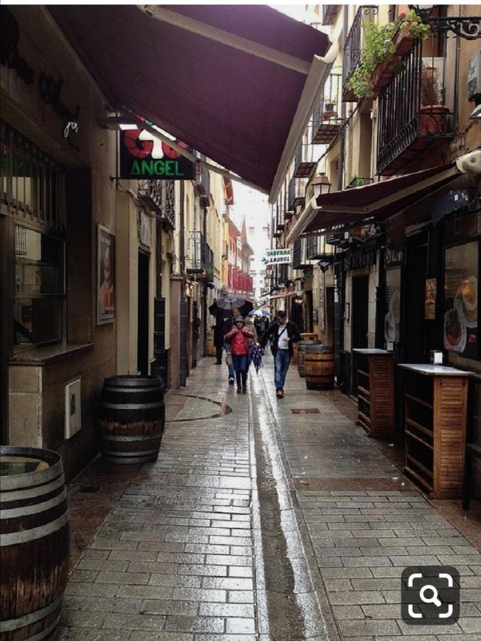 Calle Del Laurel 24 - Gup Apartments Logroño Exteriör bild